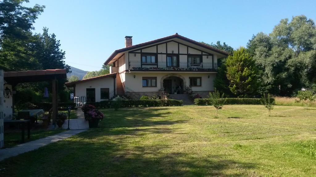 Casa Rural Ibarrondo Etxea Mungia Ngoại thất bức ảnh